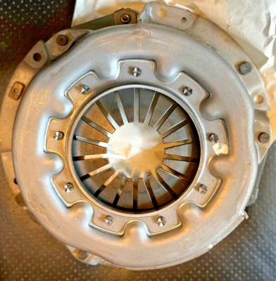 DAIKIN PRESSURE PLATE FOR MAZDA Cosmo,RX2,RX3,RX4,RX7,B1800,B2000 - Imagem 1 de 3