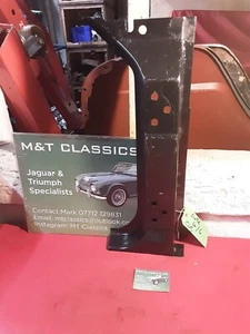 Triumph TR4 6 A Pfosten Außenbaugruppe rechts N/O/S Teilenr. 813101 - Bild 1 von 8