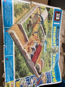 Britains Farm Yard 4711 IN COMPLETE - Picture 1 of 7