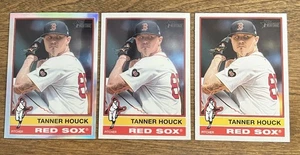 3 Stück - 2025 Heritage #30 - Tanner Houck - Refraktor/Chrom/Sockel - Bild 1 von 2
