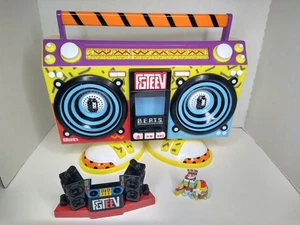 FGTeeV Mr. Beats Season 4 Radio Ghettoblaster Set getestet Figuren DJ Booth Mikrofon  - Bild 1 von 14