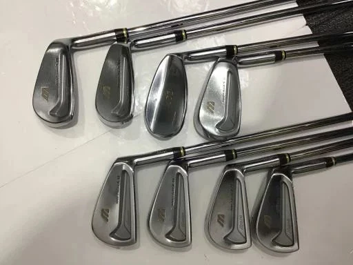 Mizuno S-10 Iron Set 4-9,Pw,Fw 8pc Flex Regular Dynamic Gold R400 Steel - Image 1 of 4
