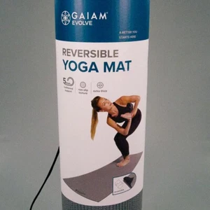 Gaiam Evolve Reversable Yoga Mat - Gray - Picture 1 of 4