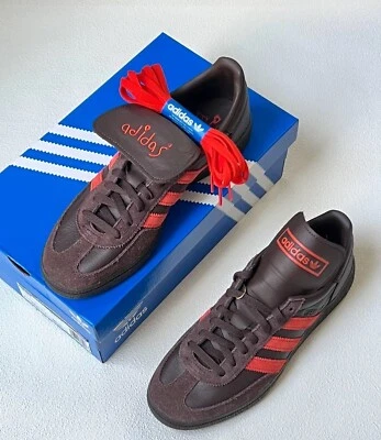 adidas SHUKYU x E-WAX x Balonmano Especial 'Marrón' HP6694 Foto 1 de 4