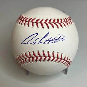 ANDY PETTITTE Signed Official Major League Baseball MLB Authenticated YANKEES - Picture 1 of 5