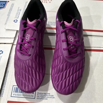 Botines de fútbol Under Armour Magnetico Clone para mujer talla 6 púrpura Foto 1 de 4
