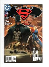 Batman/Superman #8 (2004) primera aplicación moderna Supergirl casi nuevo Michael Turner