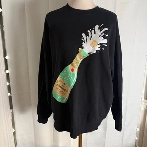 Goodie Two Sleeves Champagne Bottle Sweatshirt Black Pullover Crewneck Medium - Picture 1 of 6