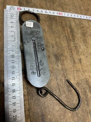 peson Ressort Poket 25 kilos outil ancien OLD TOOL  BALANCE  Chasse Réf N.24 - Photo 1/4