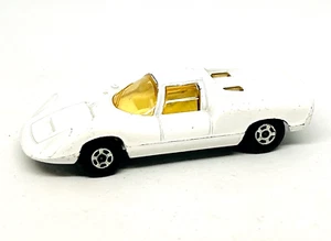 Matchbox Lesney Superfast 68 Porsche 910 in rarer white, amber windows, nmint! - Picture 1 of 4