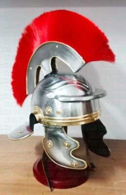 Casco de soldado centurión militar imperial romano con pluma de cresta roja Foto 1 de 4