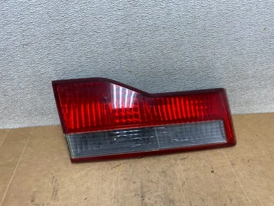 Luz trasera interior lateral izquierda conductor Honda Accord 2001 a 2002 OEM T2372 DW Foto 1 de 4