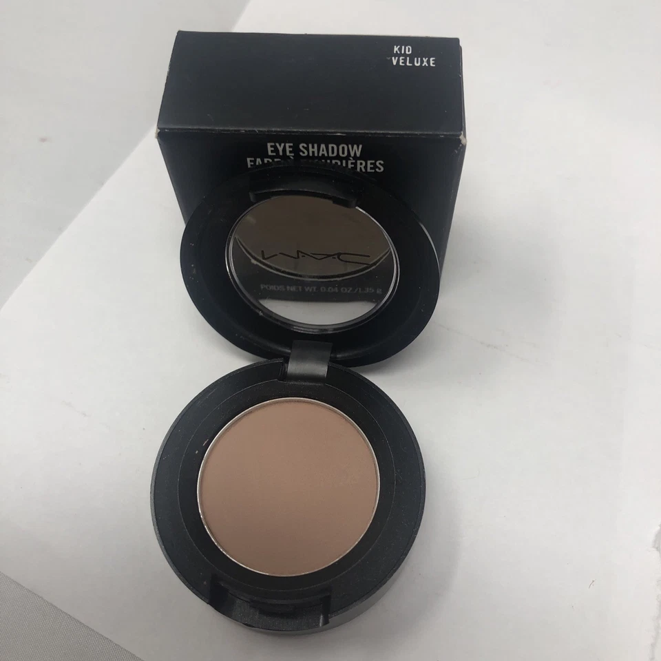 MAC Eyeshadow In *Kid Veluxe* BNIB FULL SIZE AUTHENTIC  - Image 1 of 1
