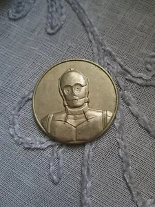 Star Wars California Lottery Coin 2005 C-3PO Gold Colored Orig Pkg Vtg G Lucas - Picture 1 of 3