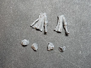 Warhammer 40k Miniatures Custodes Sisters of Silence Upgrade Bits Lot, N16 - Picture 1 of 2