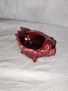 Vintage Ceramic Burgandy Conch Shell Footed Planter U.S.A - Picture 1 of 8