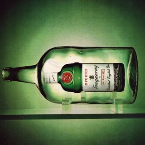 Vintage 1990 Print Ad -Tanqueray Gin - Model of Perfection - Picture 1 of 1
