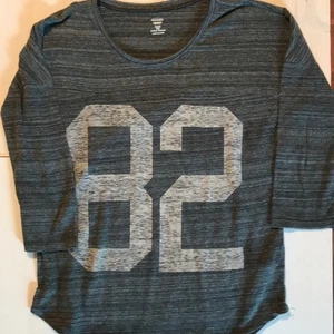 Old Navy 82 Sporty Short Sleeve T Shirt Girls Size XL Baseball Fit - Picture 1 of 3