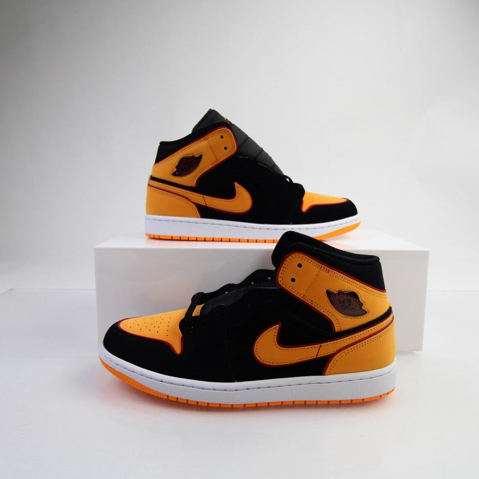 Air Jordan Basketball Shoe Men's Black/Gold New without Box - Image 1 of 1