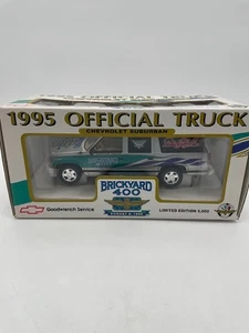 Goodwrench Service 1995 Official Truck Chevrolet Suburban 1 of 5,000 - Picture 1 of 6