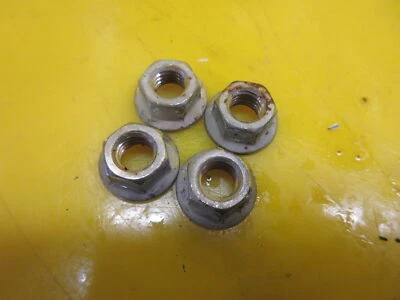 OEM 2002 HONDA AQUATRAXF12 F12X TURBO ESCAPE COLECTOR TUERCAS JUEGO DE 4 R12 R12X  Foto 1 de 3