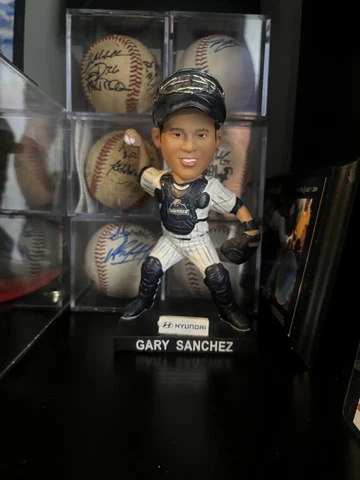 2017 GARY SANCHEZ TRENTON THUNDER Bobblehead New York Yankees Figure Cover