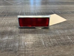 Cadillac SDV 1985-1993 tracción delantera Fleetwood reposabrazos puerta interior luz lente roja - Imagen 1 de 4