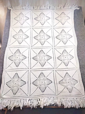 HAND CROCHET AFGHAN BLANKET THROW DAISY GRANNY SQUARES 49" X 73" BOHO COZY CREAM - Image 1 of 4