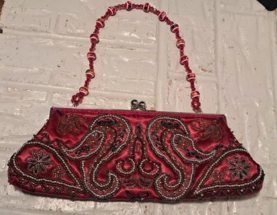 Bolso de Mano Apt 9 Borgoña Cuentas A Mano Satén Sedoso Paisley Noche  Foto 1 de 4