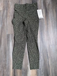Lululemon Base Pace High-Rise Tight 25" mimetico intrecciato medio oliva 6 nuovo con etichette - Foto 1 di 5