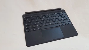 Microsoft 1840 Surface Go Type Cover 1840 Tablet UK Keyboard Original Black - Picture 1 of 12