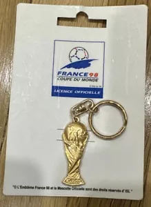 Vintage FIFA TROPHY Schlüsselanhänger WM 1998 Keychain FRANCE 98 SOCCER - Bild 1 von 3