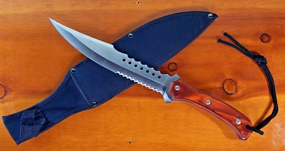 Frost Cutlery Russian River Guide 15 1/2” Overall Saw Gator Back Bowie Knife - Image 1 of 4