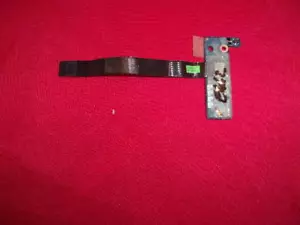 Bouton d'alimentation eMachines E442 E443 LS-6582P mise hors tension - Photo 1 sur 2