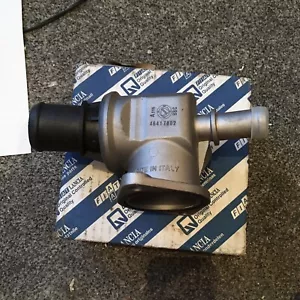 Termostato liquido raffreddamento motore originale Fiat Bravo 1.4 nuovo 46417962 - Foto 1 di 7