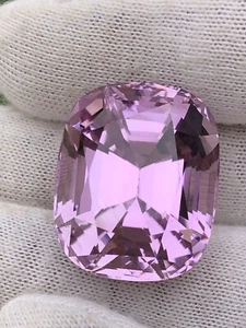51 Carat Gorgeous Cushion Cut Kunzite from Afghanistan For Jewelry - Picture 1 of 8