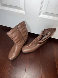 Women’s boots Size 9 M brown zip 9m leather  Ankle Zip Up haband Faux Fur Lined - Picture 1 of 9