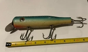 Vintage, Large Wooden Body 3-hook Lure “RARE” - Picture 1 of 7