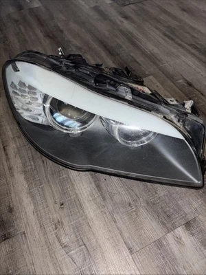 Faro delantero derecho xenón bmw f10 serie 5 2011 2012 2013 pasajero 7203256-19 Foto 1 de 4