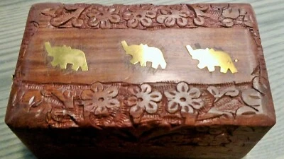 Carved Decorative Wooden UnHinged Box with 3 Brass Elephants and Hook Closure - Image 1 of 3