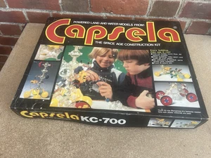 MUY RARO CAPSELA Kit de Construcción de la Era Espacial KC 700 40 modelos Motorizado Tierra Agua - Imagen 1 de 24