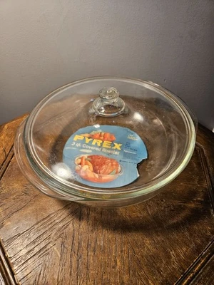 Pyrex 3 Quart Round Covered Roaster Casserole Clear Glass 687 & Lid 626-C Oven - Image 1 of 3