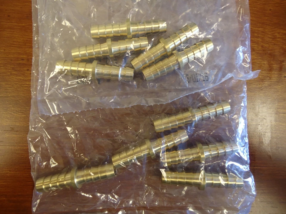 3/8" Brass Barbed Hose Mender Fitting For 3/8" I.D. Hose - Image 1 of 1