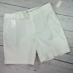 Izod Mens Saltwater Relaxed Classics Stretch Flat Front Shorts Size 40 White NWT - Picture 1 of 9