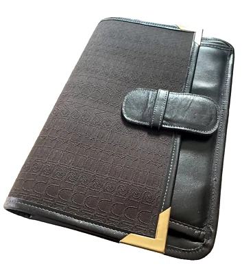 BOLSO CLUTCH VINTAGE PIERRE CARDIN MONOGRAMA FIRMA LOGOTIPO CUERO LONA EN RELIEVE Foto 1 de 4