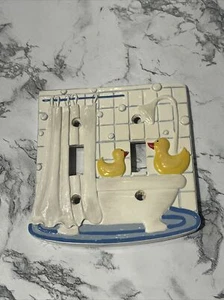 Vintage Dual Lichtschalter Platte Abdeckung Gummi Enten in Bad Kinder spielen Kralle Fuß - Bild 1 von 14