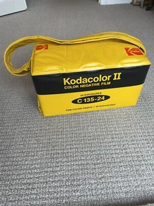 Enfriador/bolsa para cámara vintage retro Kodak Kodacolor II color película - Imagen 1 de 10