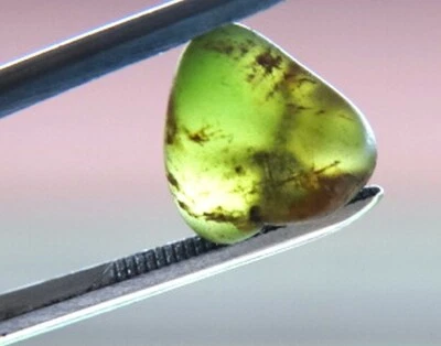 Peridot, Green Peridot, Natural Crystal, Faceting Peridot , Rough 6.14 Ct . - image 1 of 4