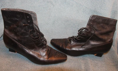 Botas con cordones vintage negras estilo victoriano talla 6 Foto 1 de 4
