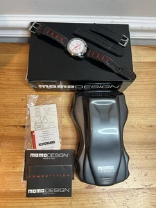 Momo Design Tachymeter X10 Competition "Pro" Uhr MD-011 mit Rennwagen Box Display - Bild 1 von 21